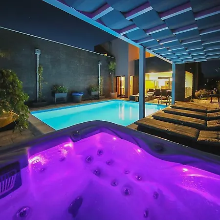 Nerina Villa