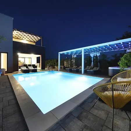 Nerina Villa